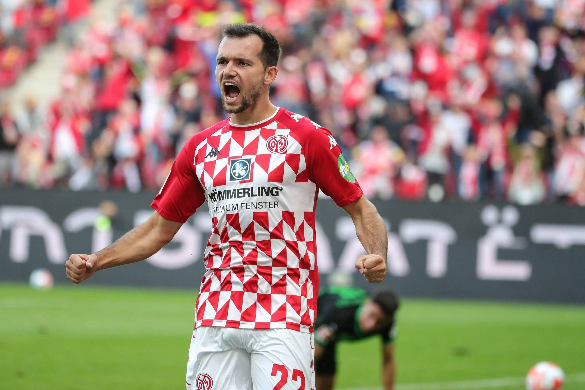 惨败!豪门球队在关键赛事中跌落阵前 惨败!豪门球队在关键赛事中跌落阵前