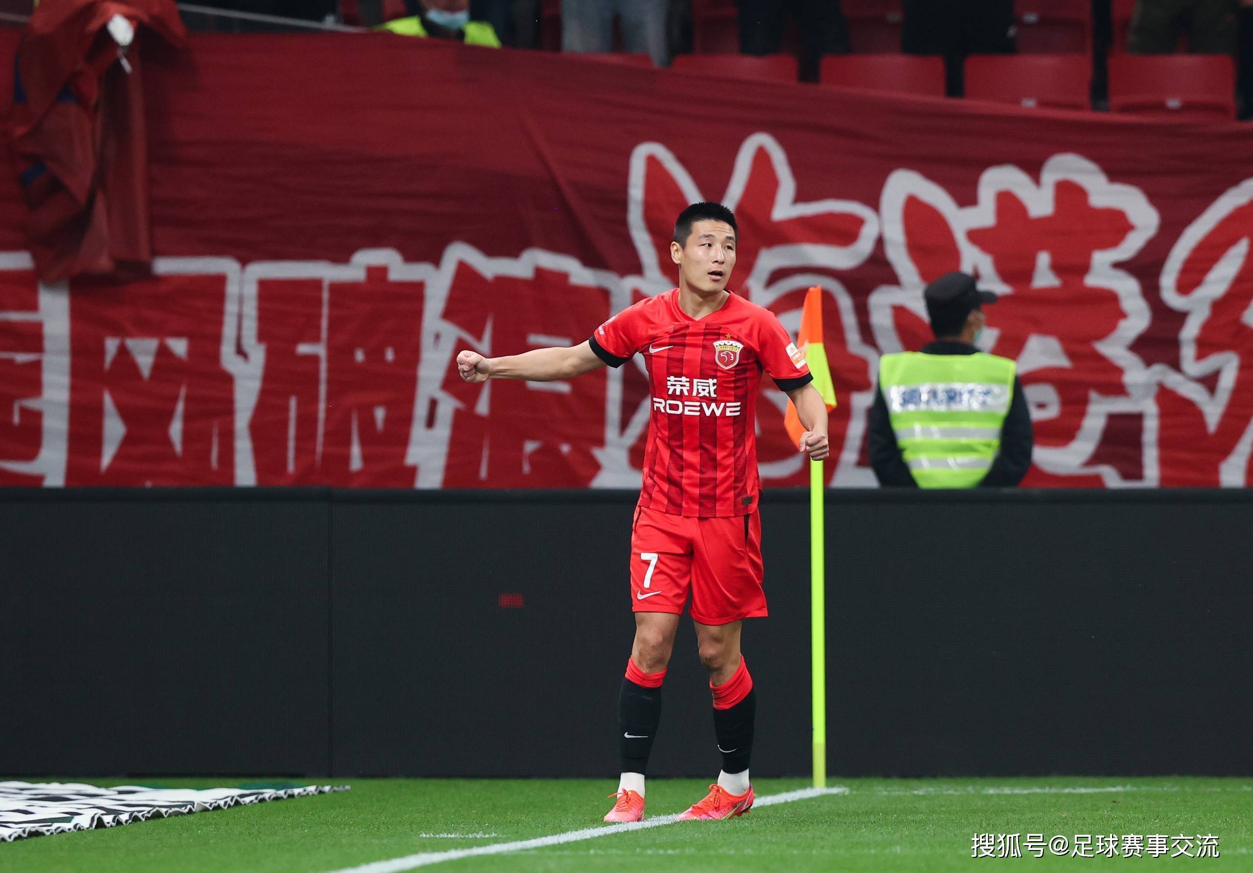 球员状态火热,助力球队夺得胜利的简单介绍 球员状态火热,助力球队夺得胜利的简单介绍