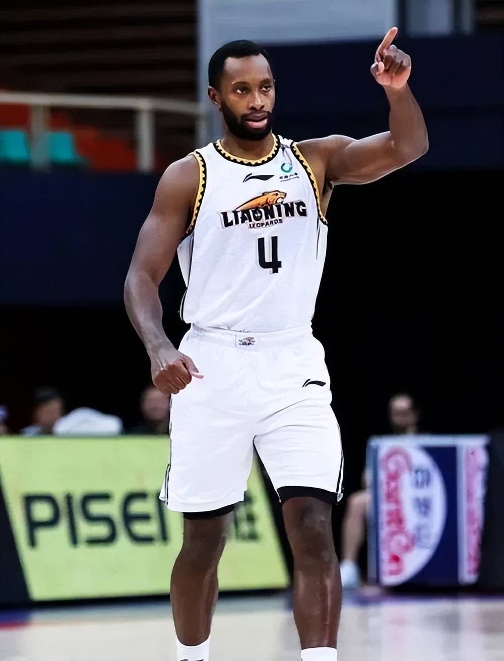 九游官网-包含CBA外援:外籍球员风采呈现为球队注入活力的词条