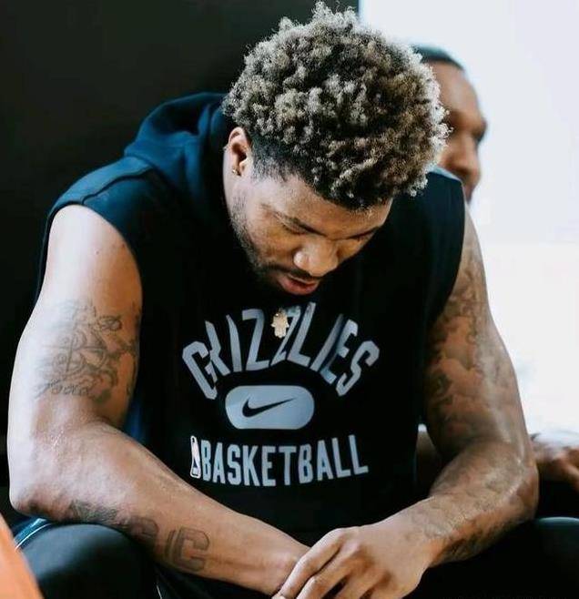 九游游戏-灰熊负于爵士：Morant单场+表现全优，遗憾败绩