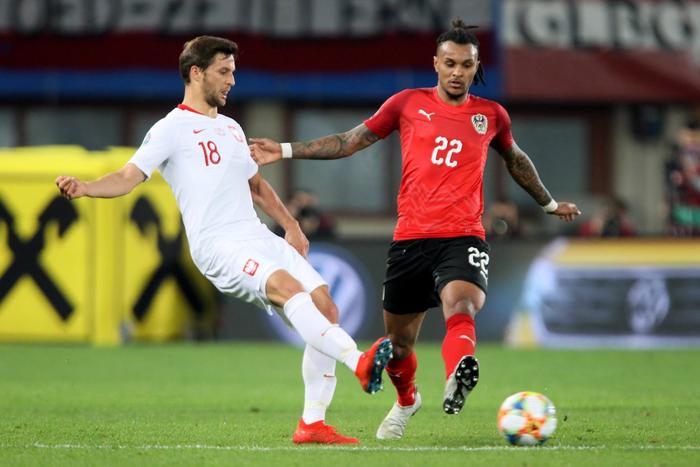 奥地利VS瑞典：激烈交锋引起观众热情