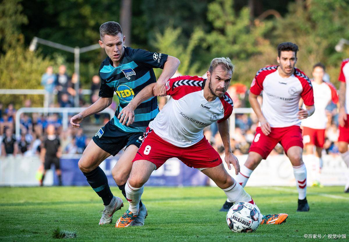 卡尔斯鲁厄主场被遏止不莱梅的连胜 卡尔斯鲁厄主场被遏止不莱梅的连胜