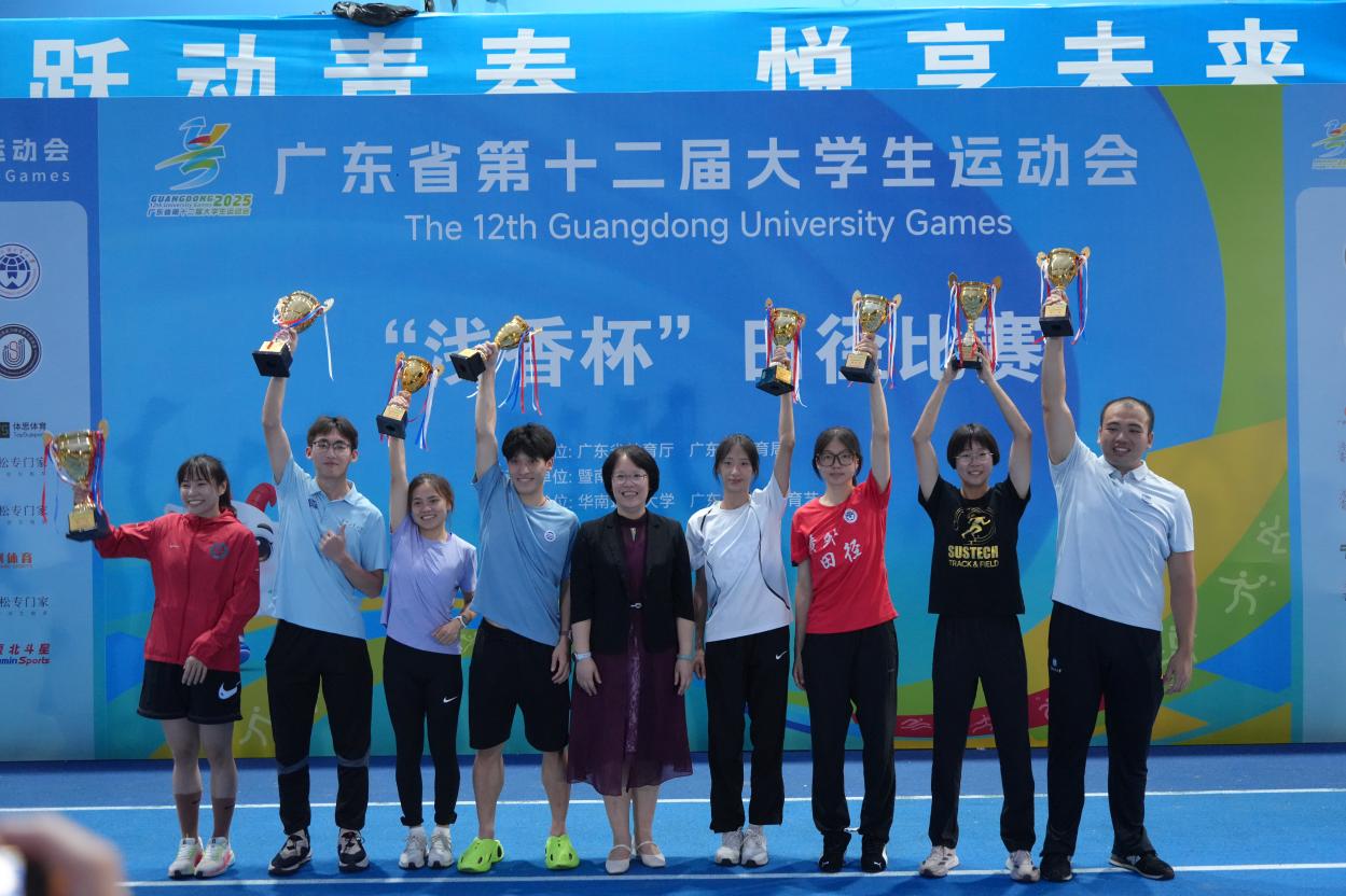 多芬巴勒队捍卫主场,斩获宝贵三分 多芬巴勒队捍卫主场,斩获宝贵三分