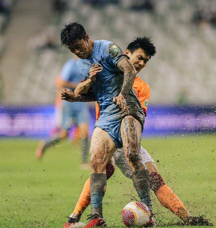 九游游戏-包含中超正面对决触点不休,赛季胜负尽在暗中的词条