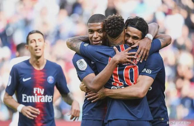 马赛主场取胜晋级决赛圈
