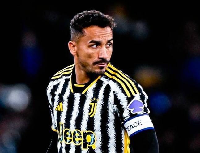 九游体育直播-意甲赛场惊现黑马，逆袭之路曲折坎坷