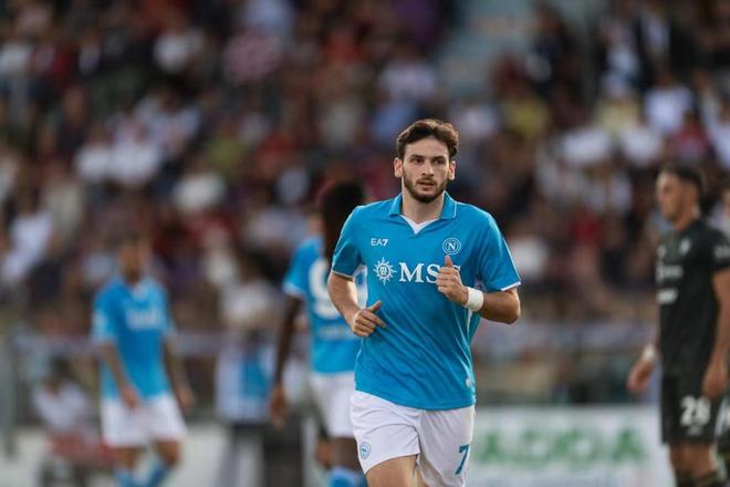 意甲赛场惊现黑马，逆袭之路曲折坎坷