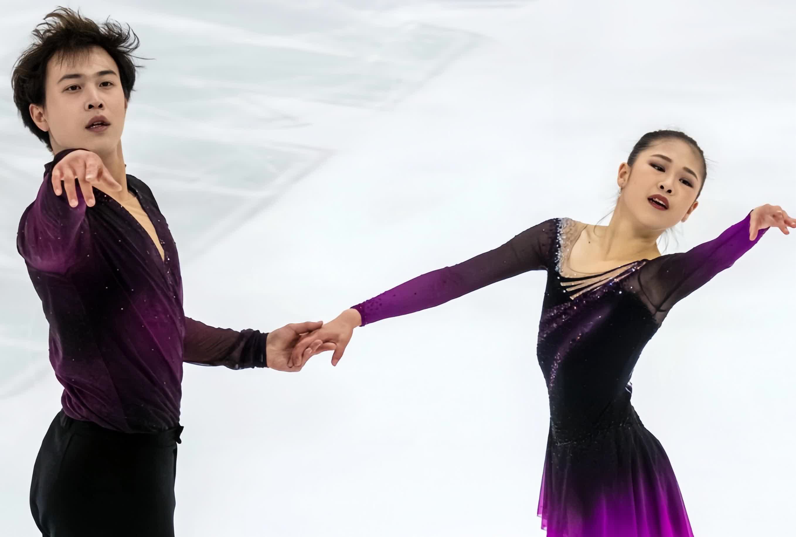 九游娱乐官方-包含荷兰花样滑冰队实力傲视群雄的词条