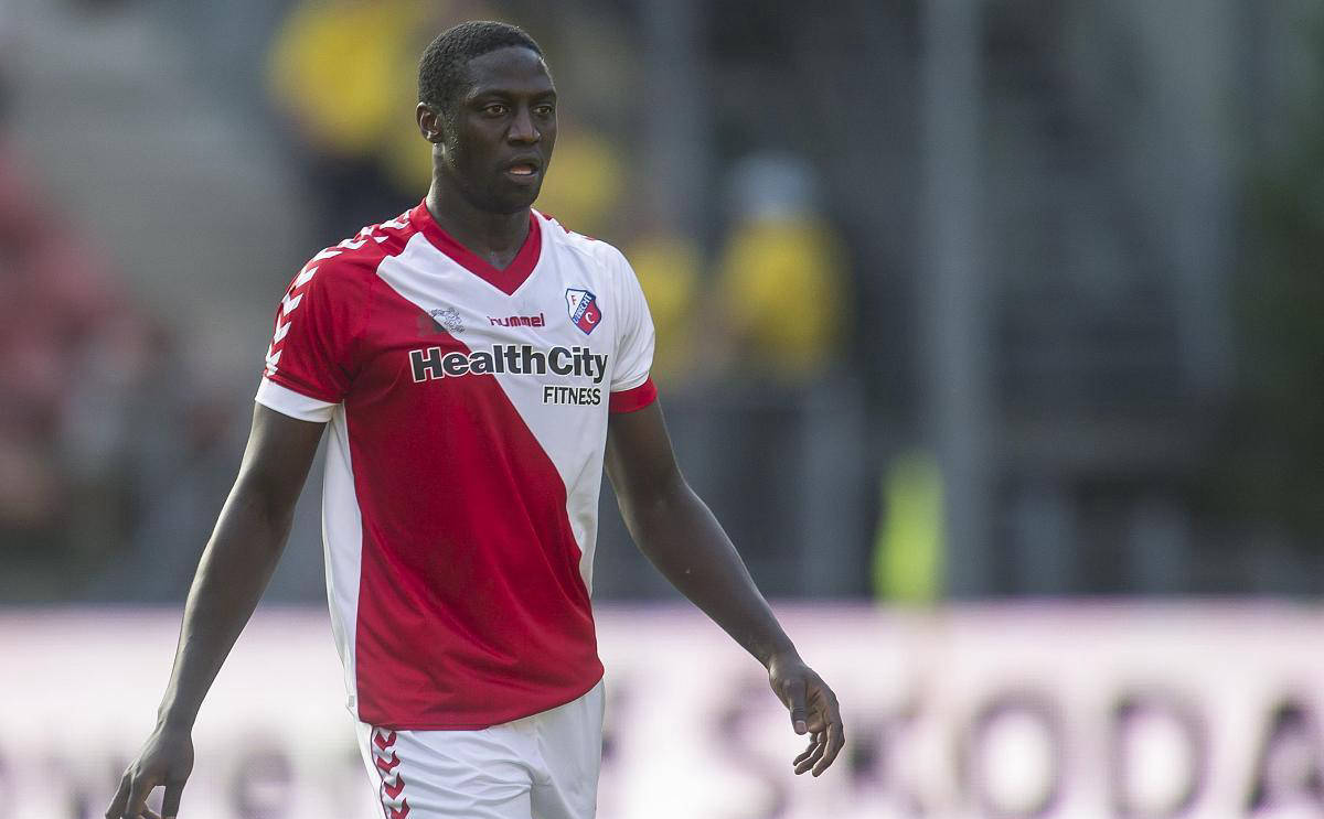 九游官网-阿贾克斯继续稳居荷甲第一，实力强劲