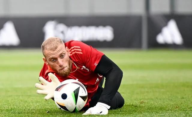 九游娱乐首页-关于尤文图斯惨遭淘汰失去晋级机会的信息