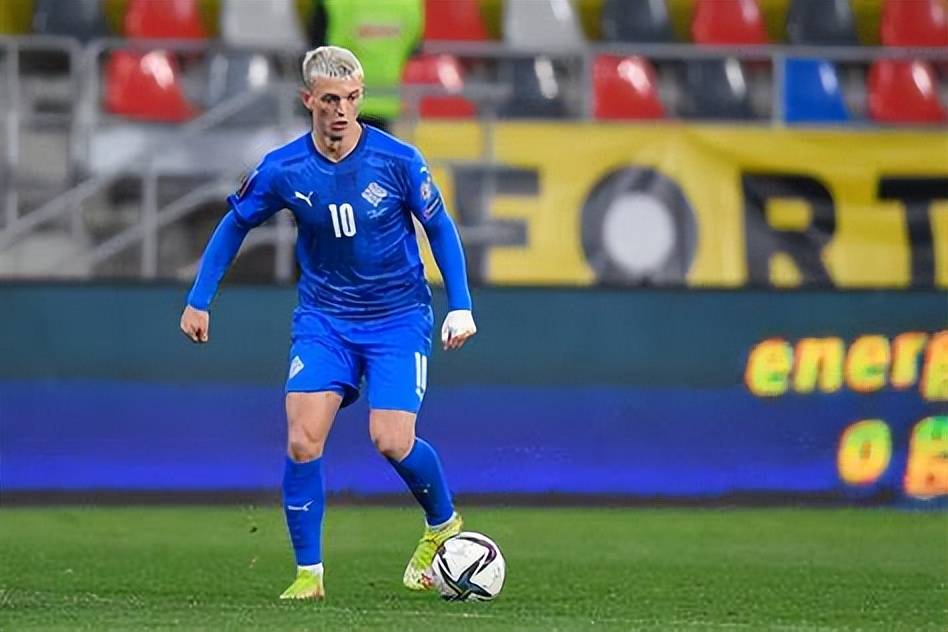 包含冰岛队展现出色表现，欧洲预选赛大放光彩的词条