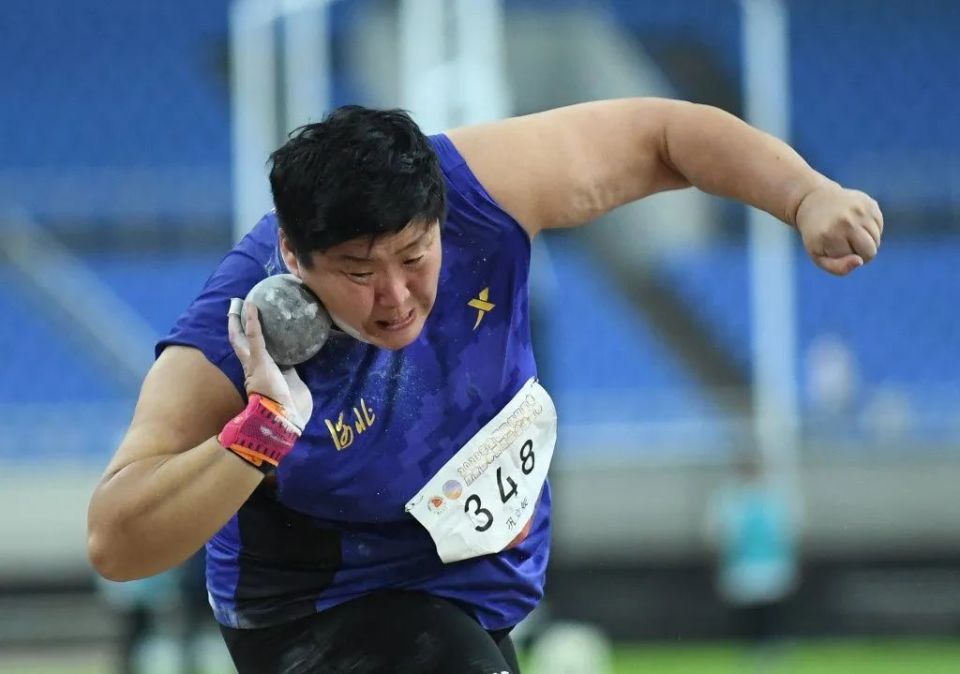 九游体育直播-最佳表现!运动员在比赛中夺得冠军