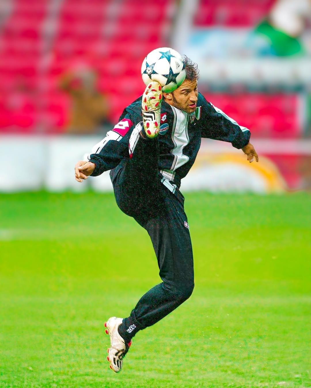 尤文图斯后防稳固不失，助球队战胜强敌取得胜利