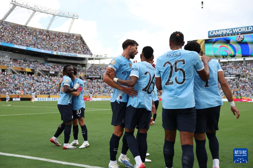 九游娱乐app下载-曼城再胜利！总分6-2击败对手