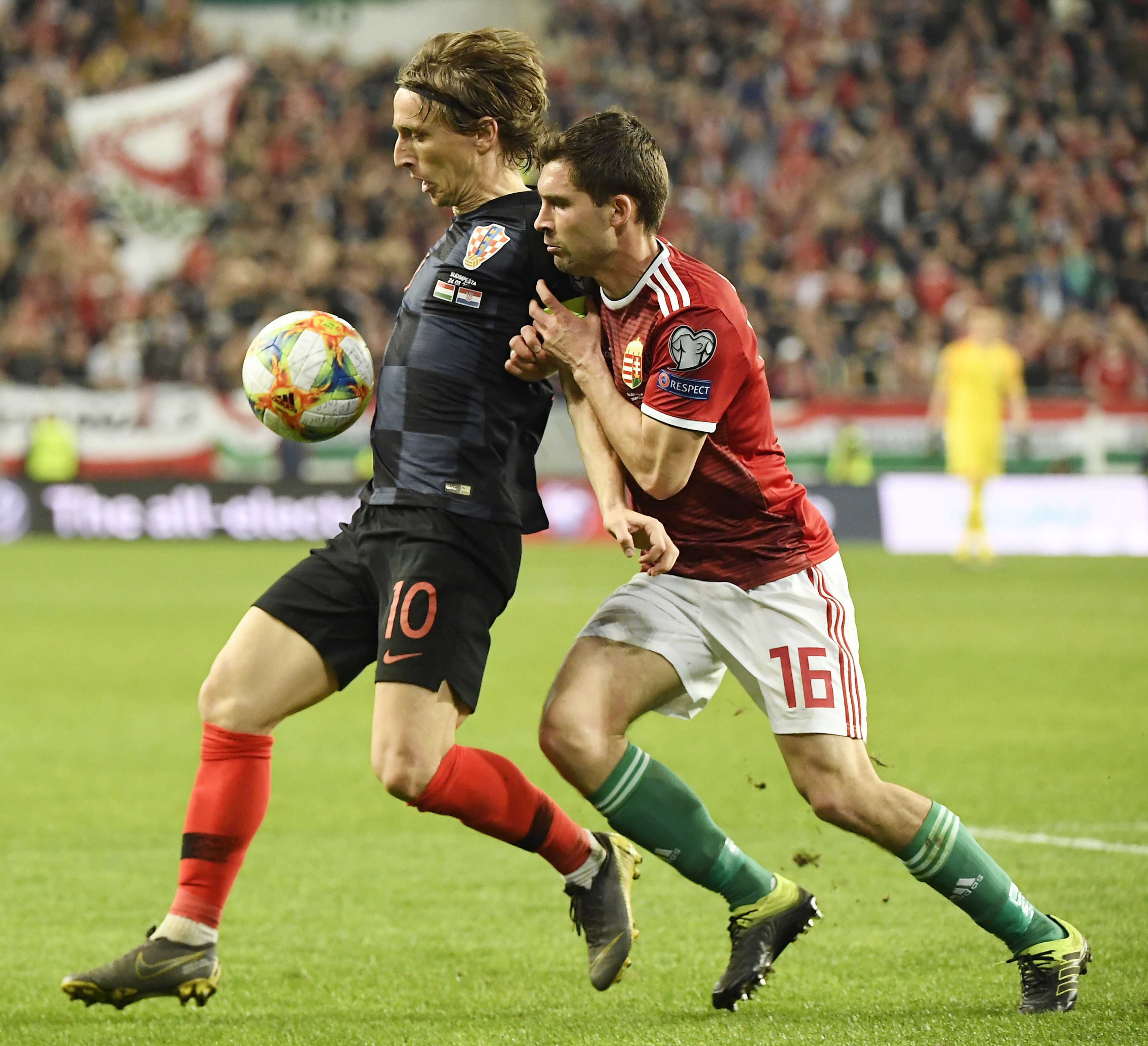 九游体育官方入口-梵蒂冈城队在欧洲预选赛中奋力一搏