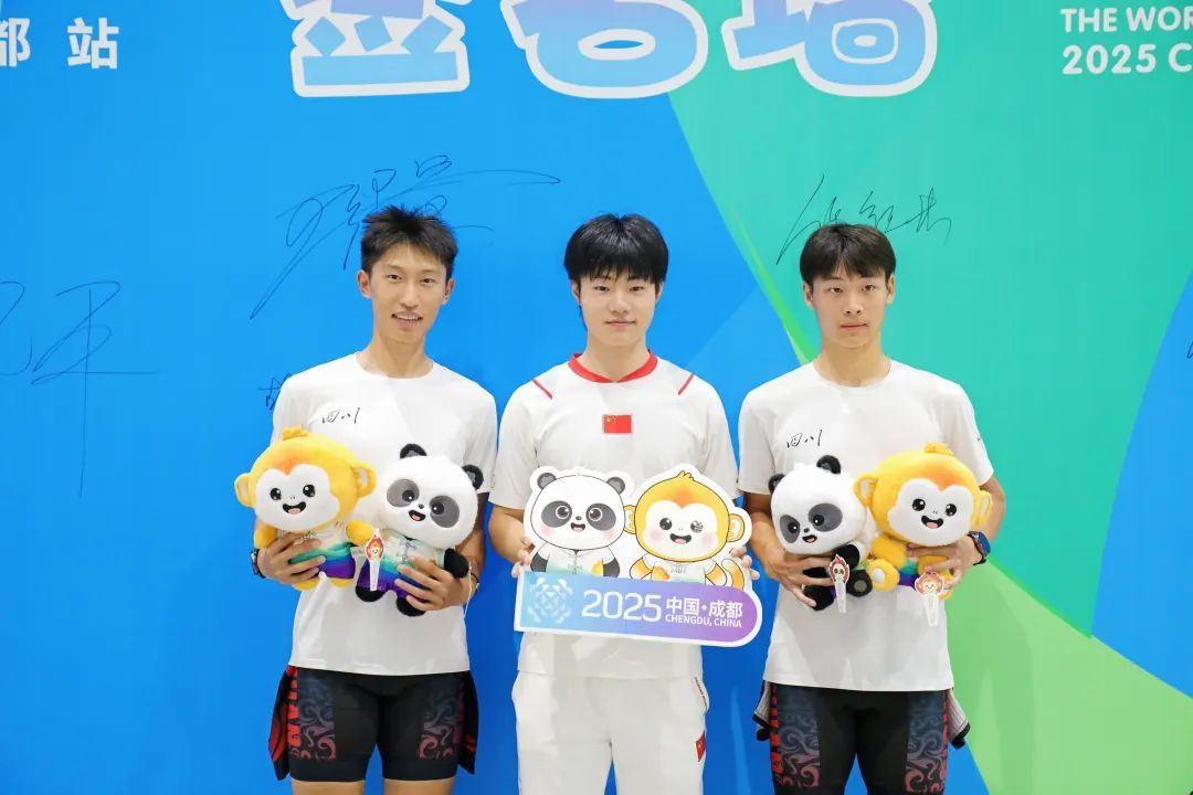 九游体育直播-轮滑冠军再登领奖台,夺得双料金牌的简单介绍