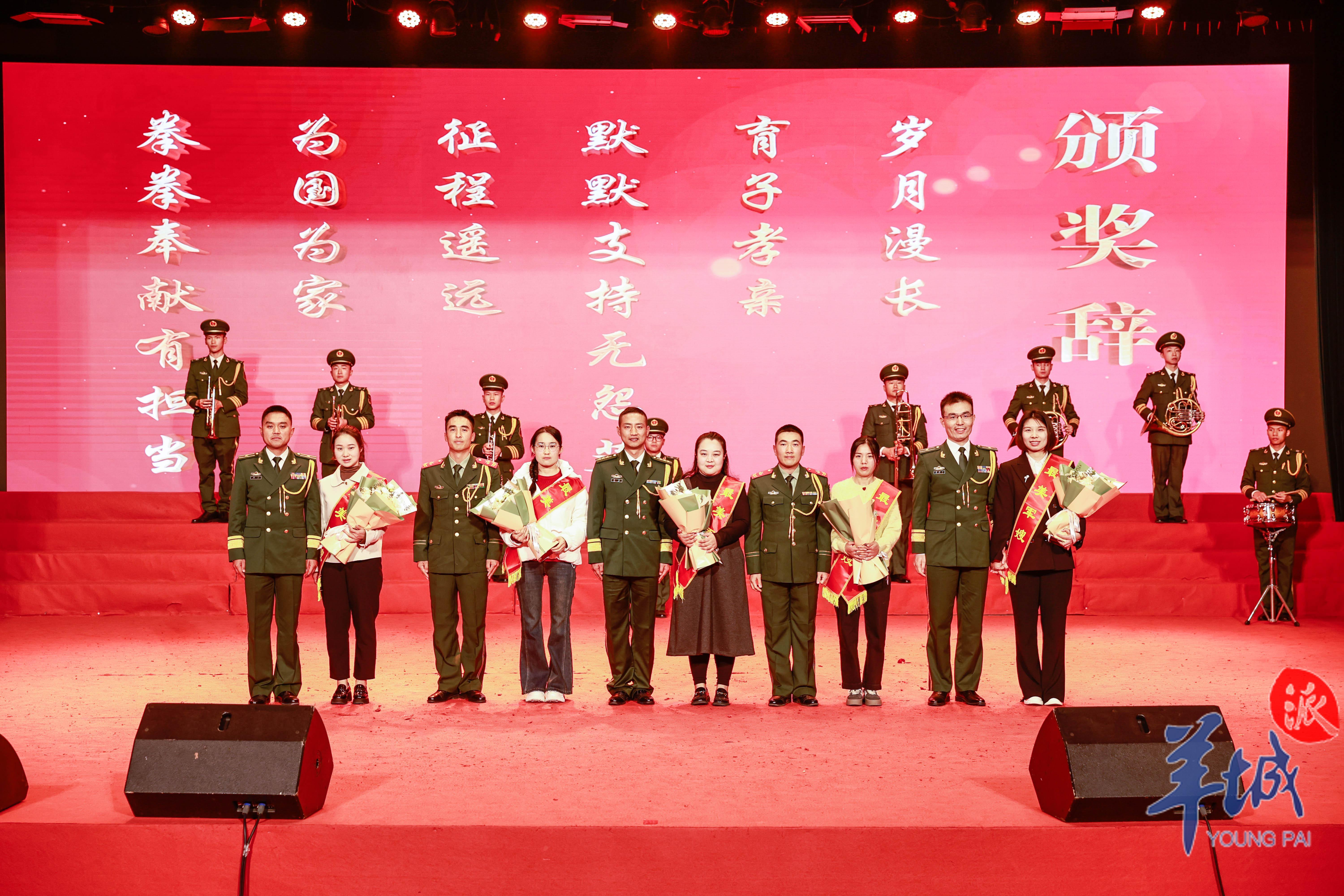 荣誉战场谱新篇章,队员展现凝聚力 荣誉战场谱新篇章,队员展现凝聚力