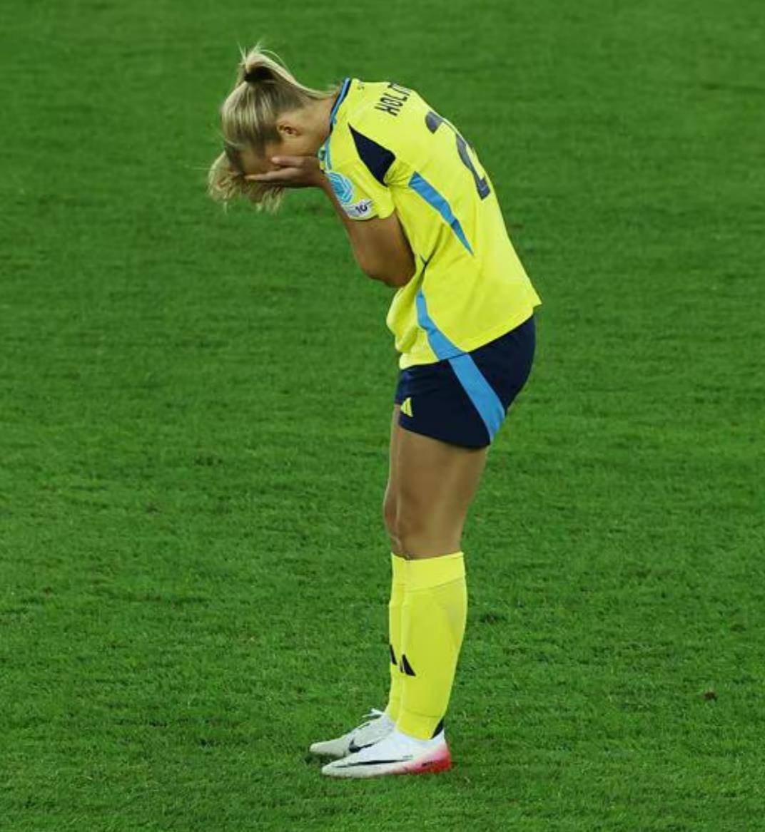 瑞典女足再遭瑞士反扑,告捷获胜 瑞典女足再遭瑞士反扑,告捷获胜