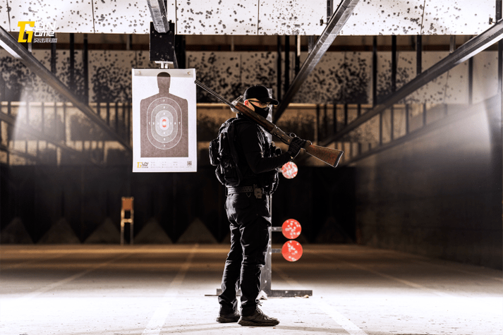 九游娱乐-意大利射击选手夺冠,准星照准精准射击