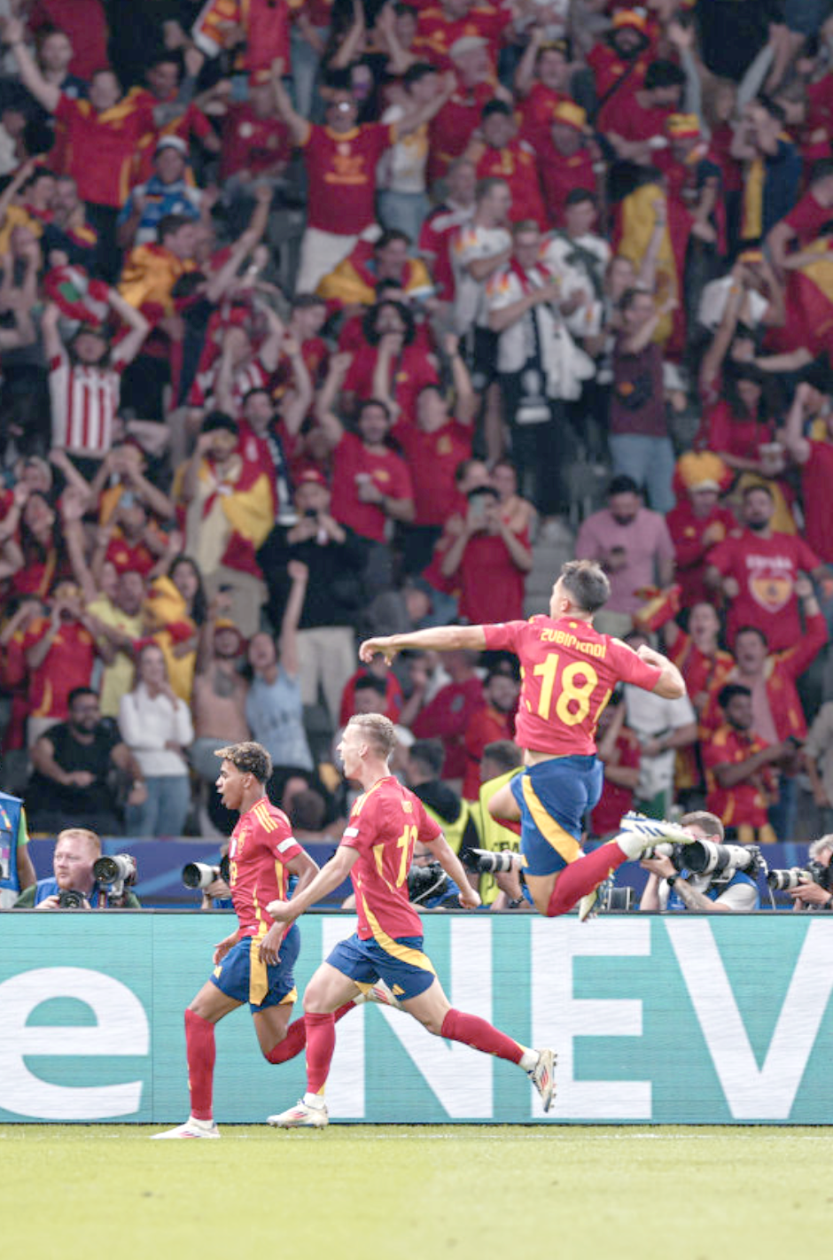 拉脱维亚队在欧洲锦标赛中夺冠