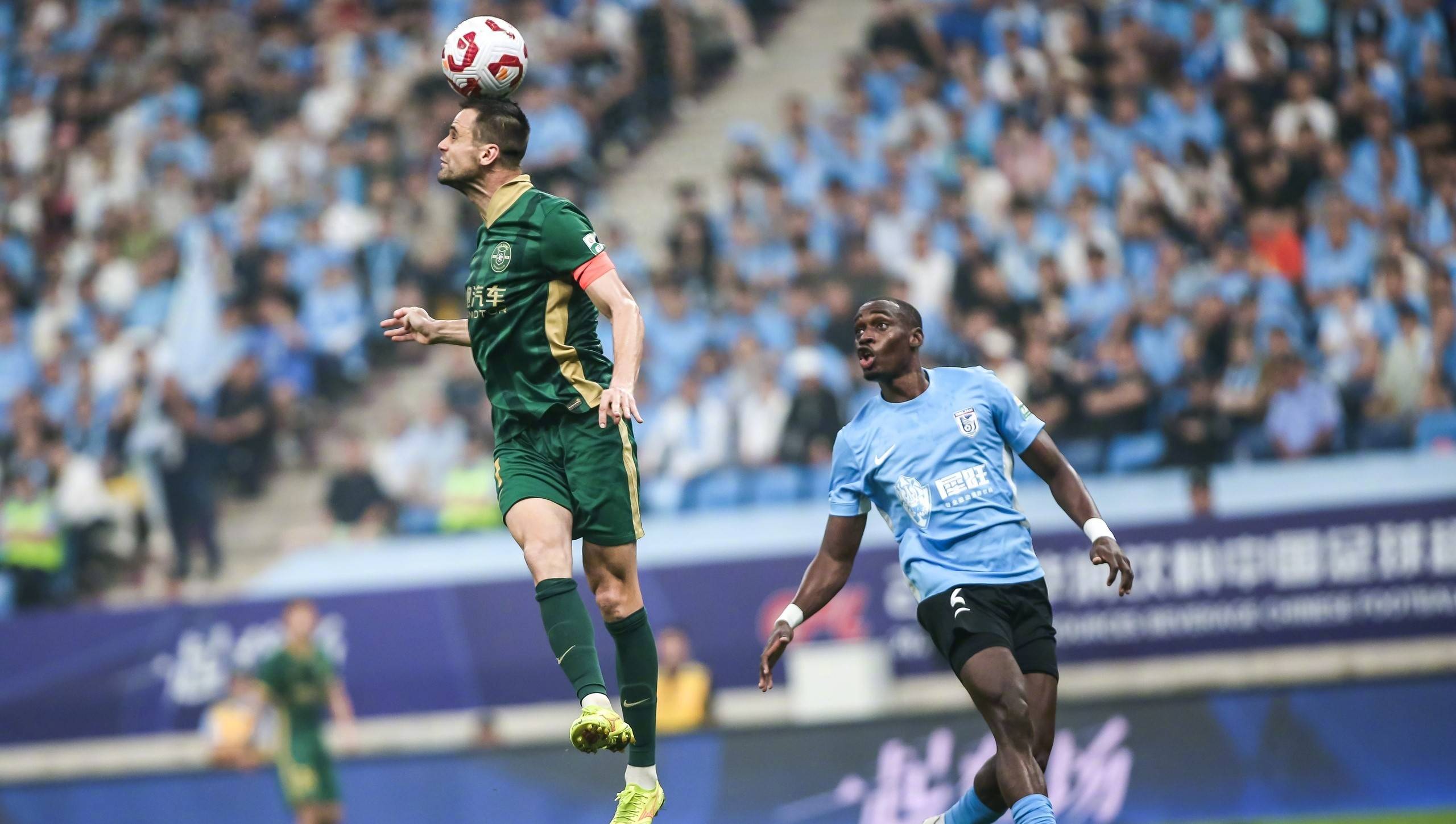 关于金牌外援再次表现出色，带领球队走向胜利之路的信息