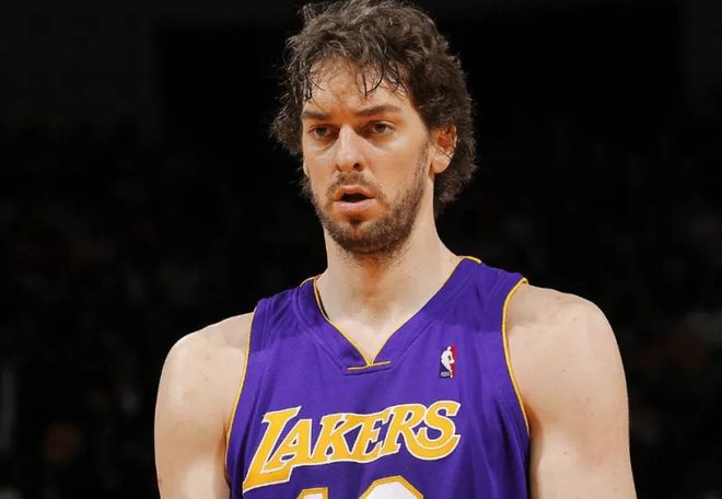 灰熊队战胜掘金，加索尔发挥稳定的简单介绍