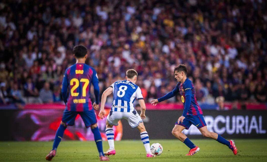 九游体育平台-南安普顿客场逆转获胜,球队鼓舞士气