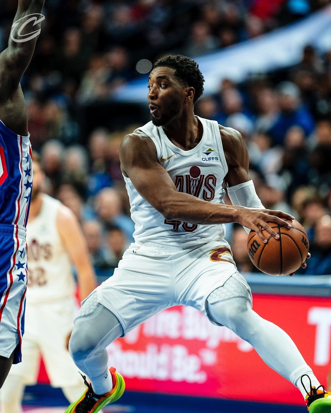 九游体育-鹈鹕力克篮网B队,米切尔统治全场